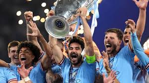 亿万28苹果:詹姆斯东契奇里夫斯均砍下25+5+5 且命中2+三分 历史首个三人组.